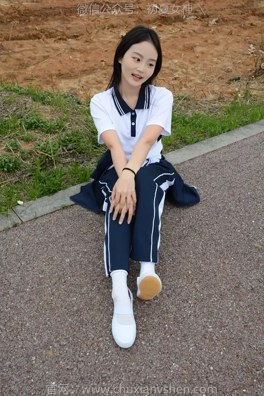 初夏女神 No.156 双双 油菜花地 - 初夏女神